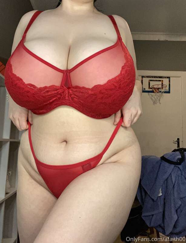 Redder than the devil himself 😘 2