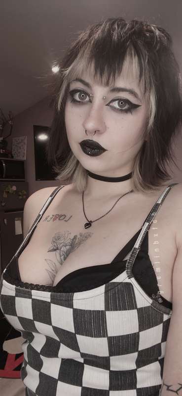 Boozygremlinx - Fansly - 04 May, 2022 1