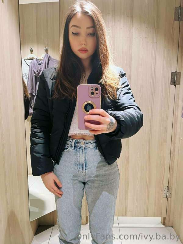 Online shopping has one disadvantage - I can't try on an out..