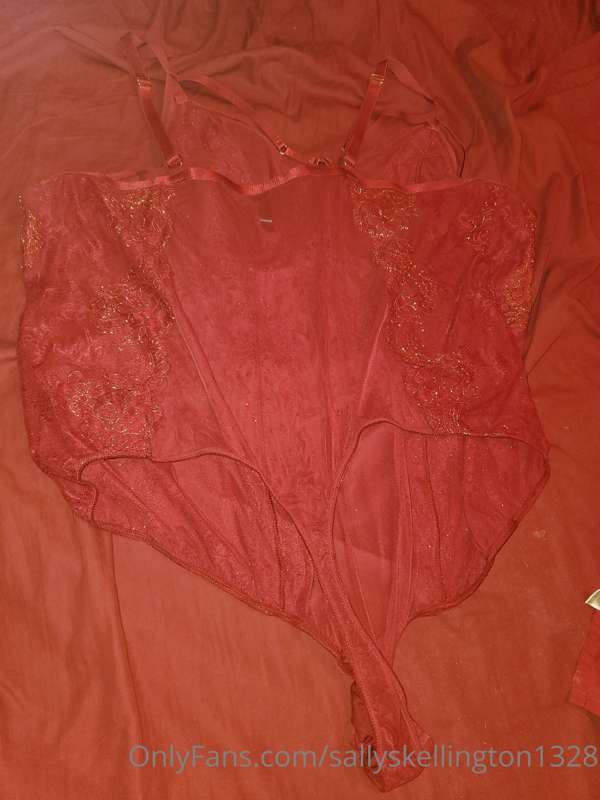 Which one should I wear tonight? 3