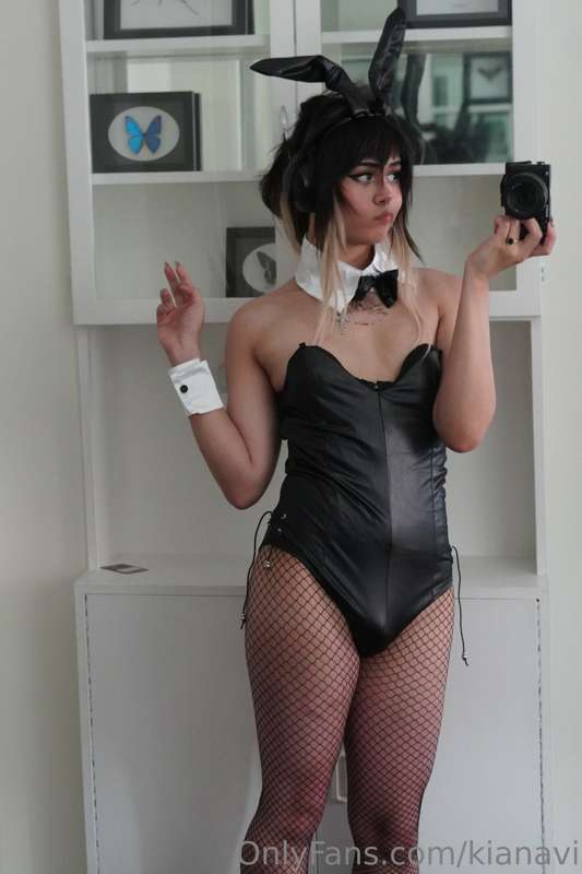 Hiyaaaaa!! Here are the rest of the bunny pics I took from y.. 1