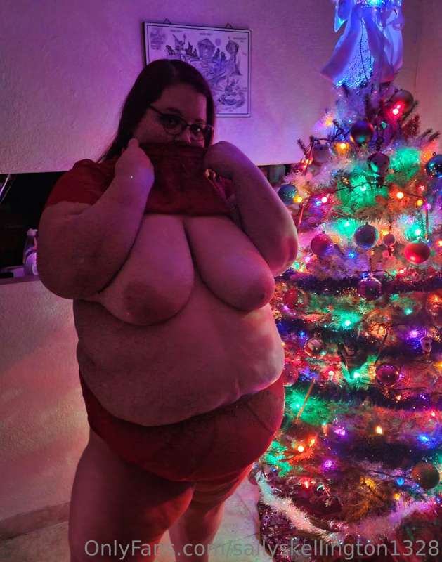 Christmas Tree Titties for Titty Tuesday!