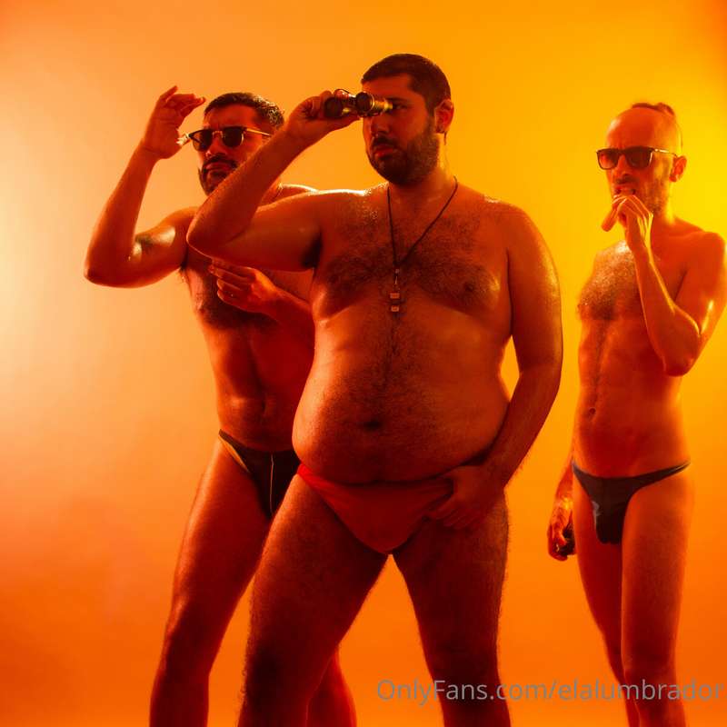 Studio Photoshoot. Summer vibes. At the beach with my friend.. 7