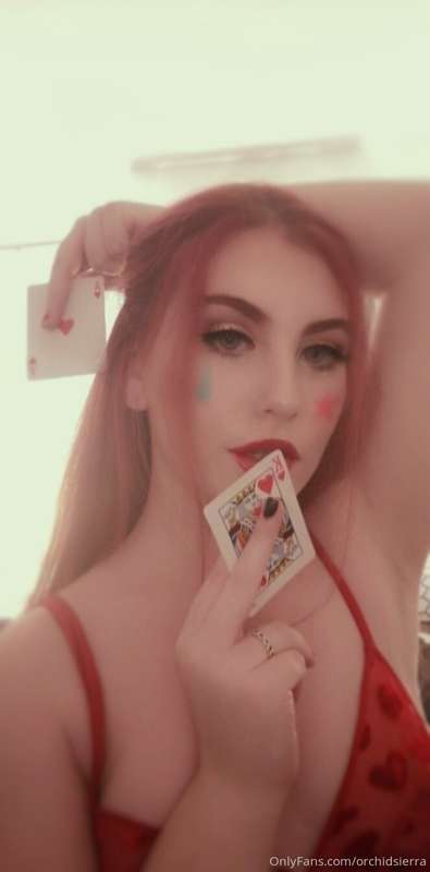 More to come from this- Hisoka's card aesthetic rubbed off o..