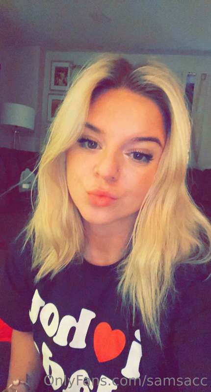 Dm me ur fav song rnnn