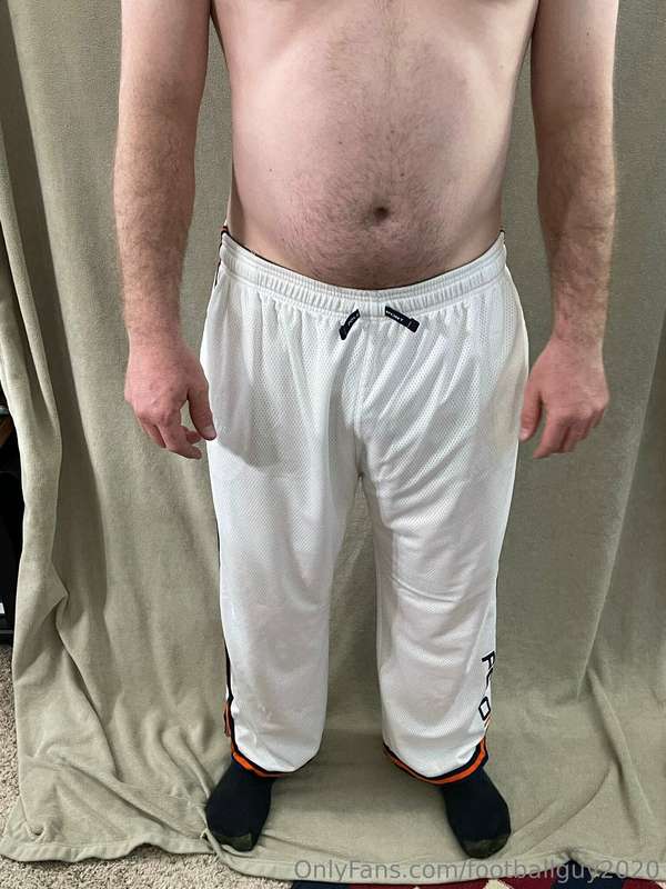 The Shirtless Sarge - Showing off the SARGE bod! Set 2