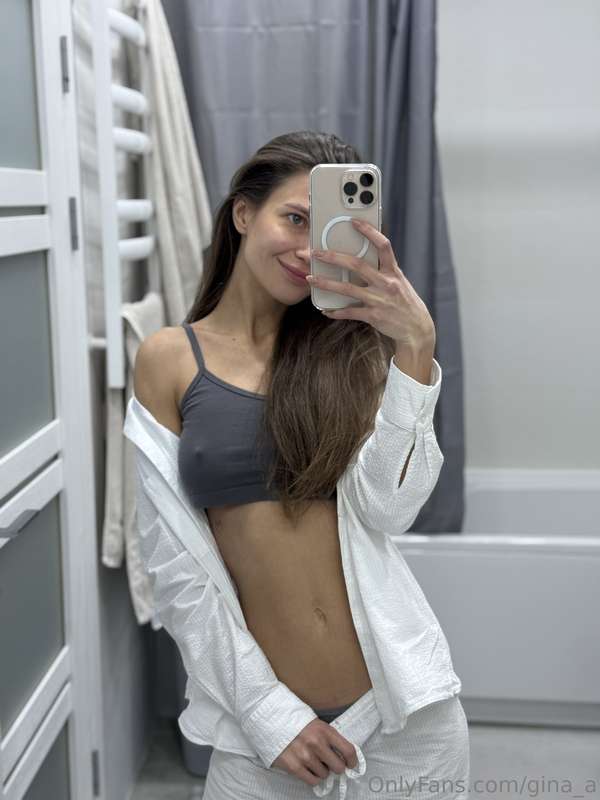  Did you dream about me? ✨ Night is a time of riddles, sweet..