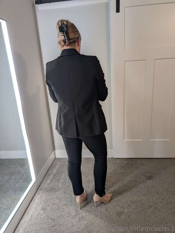 What would you do if you were waiting for a presentation, an.. 2