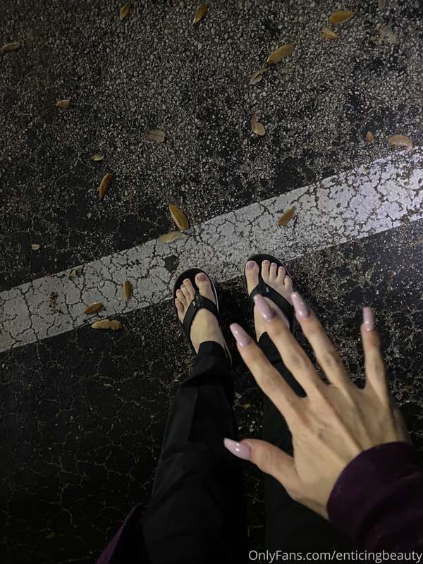 Enticingbeauty - Onlyfans - 07 Dec, 2020