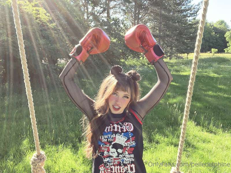 Please swing me !! 🥺 36