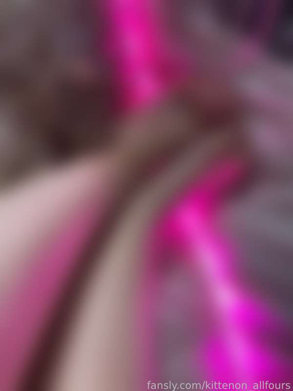 Kittenon_Allfours - Fansly - 19 Jul, 2022