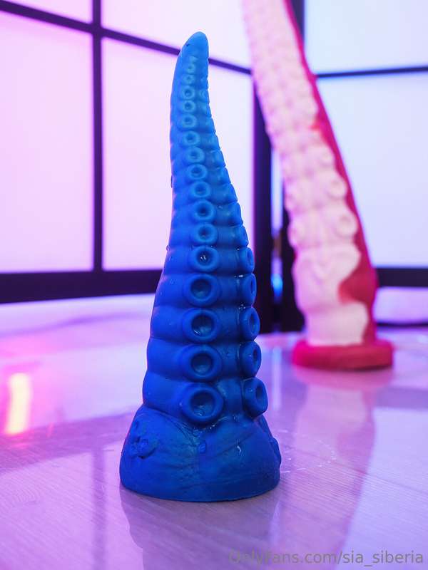 My Tentacle babies from Bad Dragon 🐙 Available for use in yo.. 5