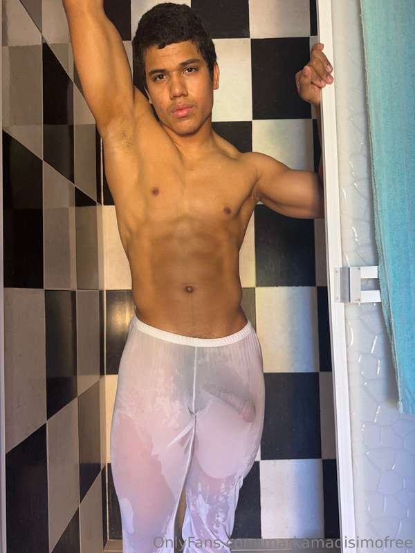 Encuentra la diferenciawww.onlyfans.com/markamadisimo 2