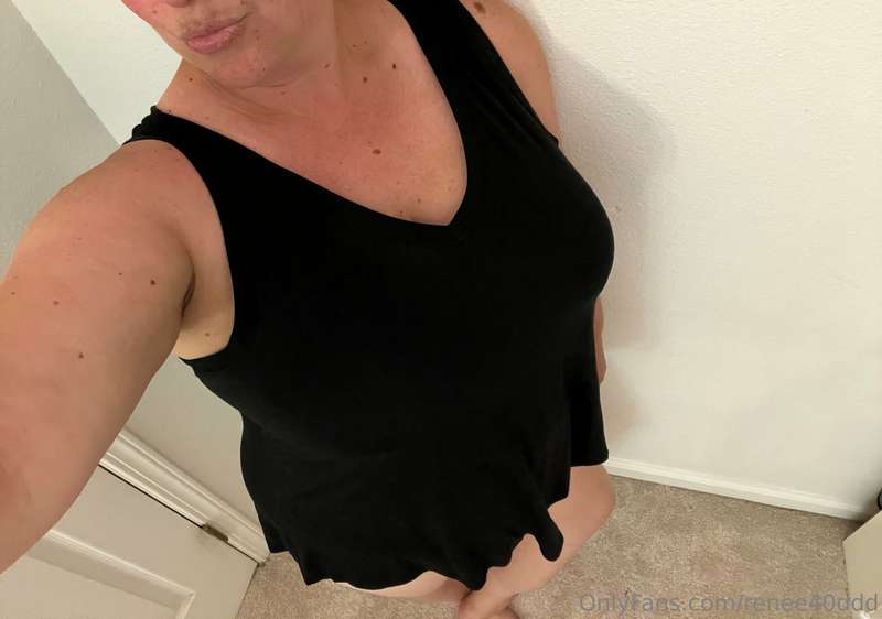 Reneej40Ddd - Onlyfans - 08 Jun, 2023