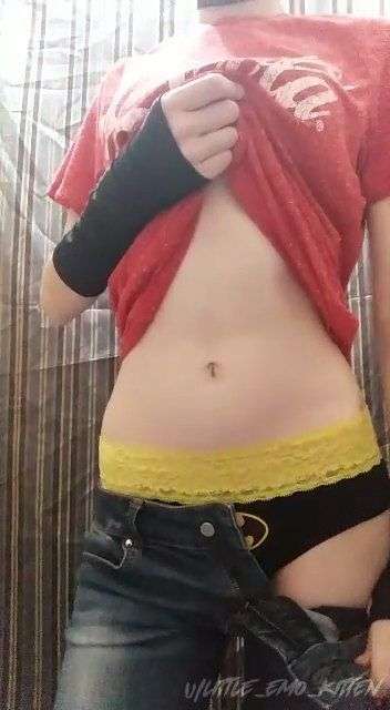 Little_Emo_Kitten - Fansly - 20 Sep, 2021 10