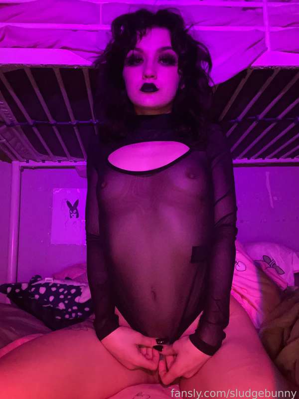 Sludgebunny - Fansly - 08 May, 2022