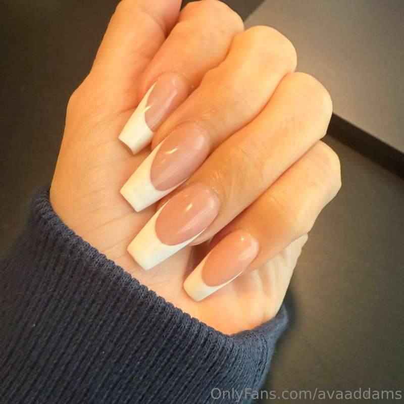 New nails! I think a french manicure is so simple but sexy. .. 1