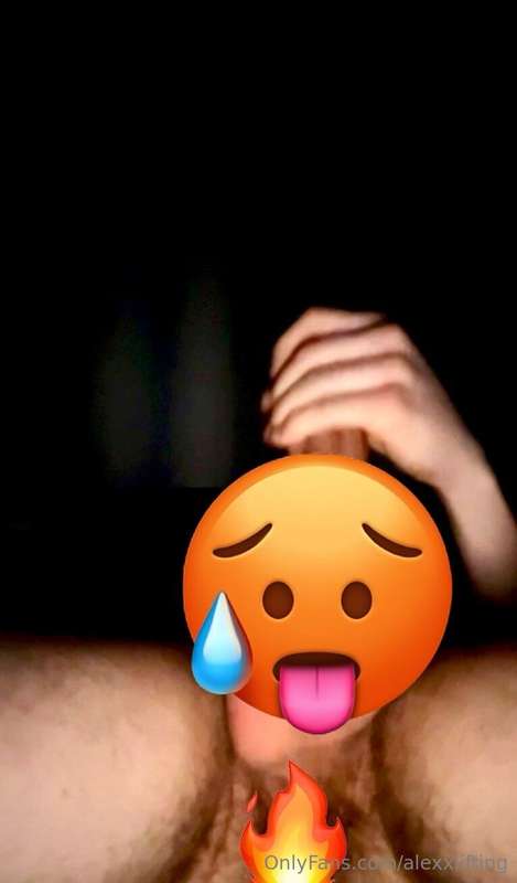 Watch My Balls Bounce 👀 As I Stroke My Cock And Spread My Ho..
