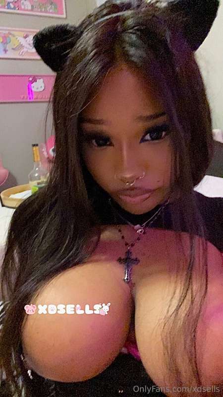 Xdsells - Onlyfans - 13 Jan, 2025 1