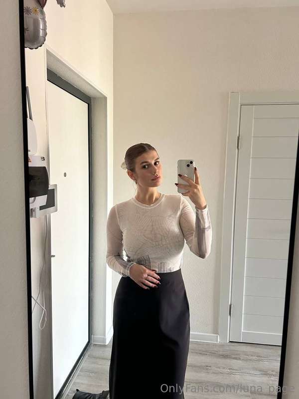 Selfies are a small way of telling the world, “Yes, I know h..