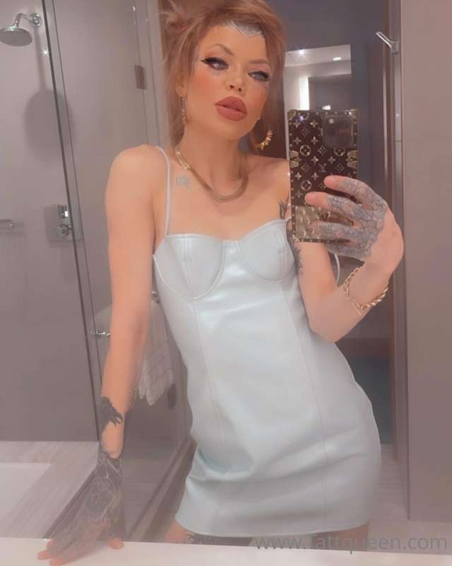 was feelin myself :p   tip $3 if you are feeling me in this ..
