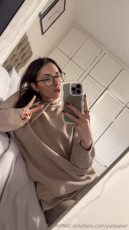 Can we stay in our comfies all day together? 😍