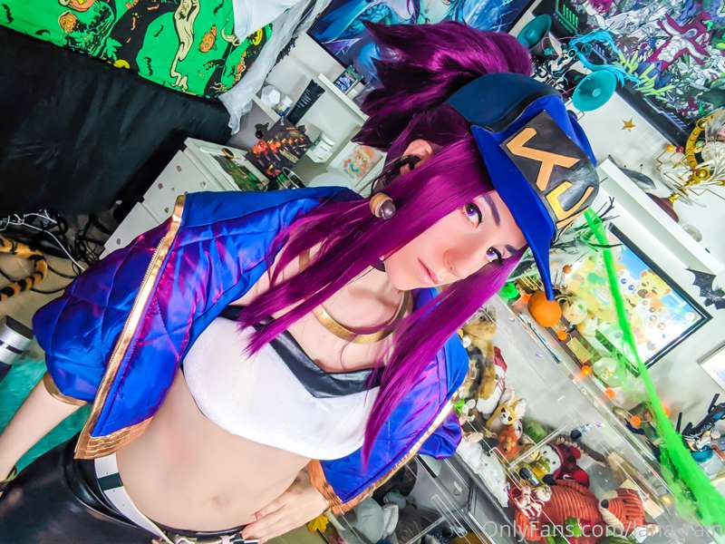 KDA Akali selfie set 2 11