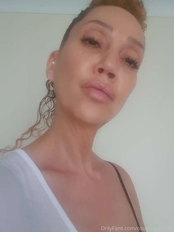 Thecougagoddess - Onlyfans - 02 Nov, 2020
