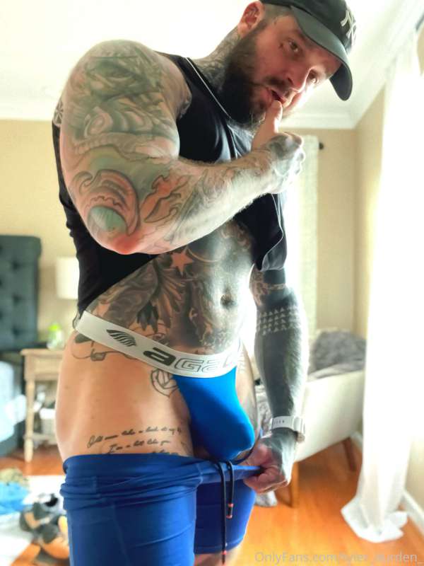 Goooood Morning TGIF! Let’s get 250 likes and I’ll send the .. 1