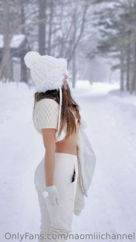 Outdoor Photos that appeared in the trip video✈️☃️🔞
旅行動画に登場し.. 11