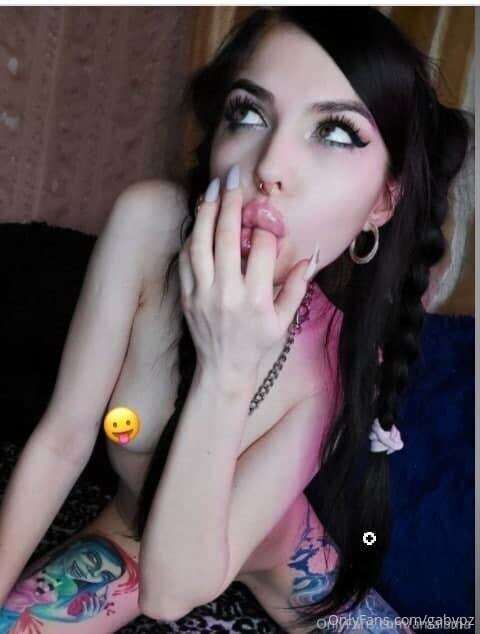I am a sweet kind girl Amalia💋💋 👇👇👇 @amalama I love romance💞..