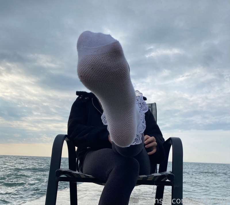 Feetlady - Fansly - 22 Dec, 2022 5