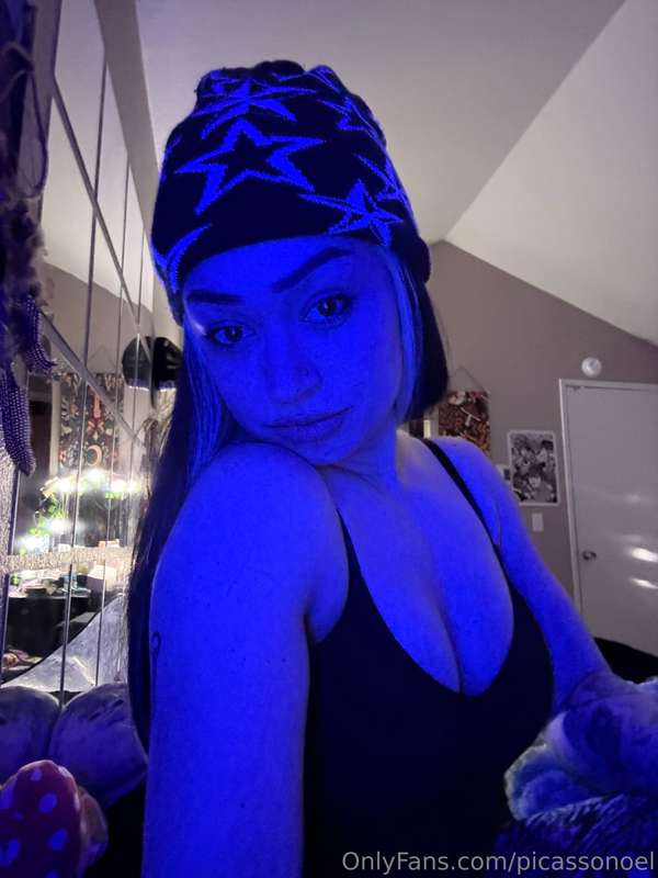hey babes, how have you been 💙 i want to hear in the comment..