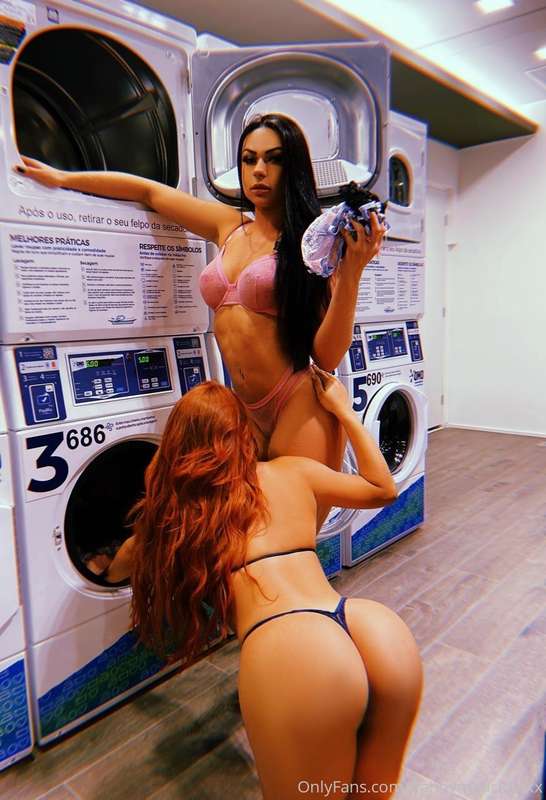 laundry day 😏🔥 
@biafrazier 2