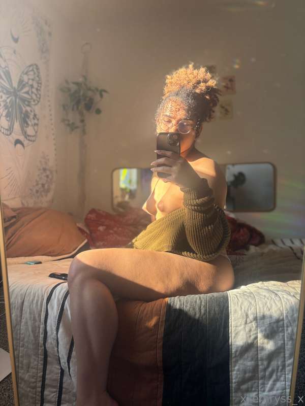 Fuck I’m so horny this morning 13