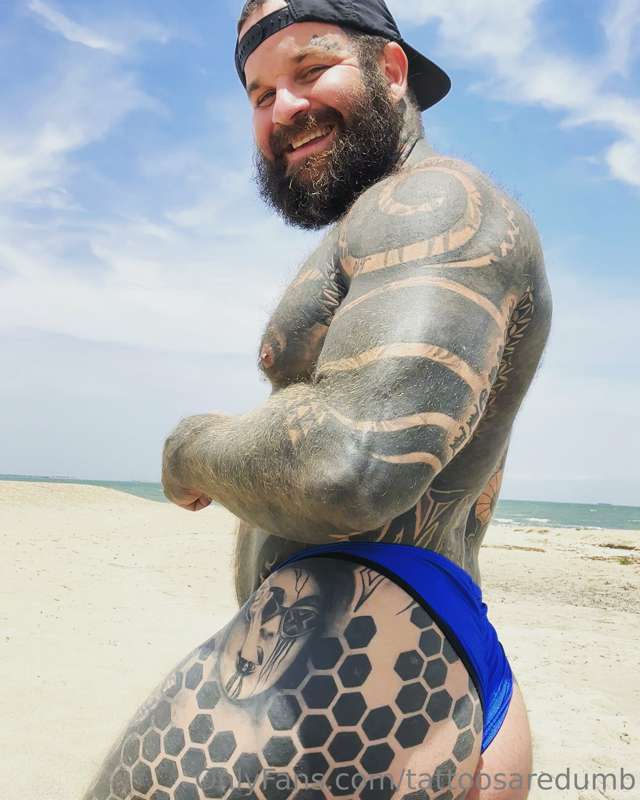 Happy hump day 🍑