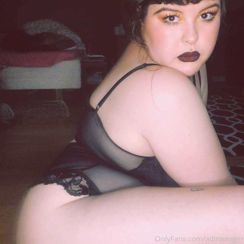 ok so this was before I squirted all over the floor. 
and of.. 6