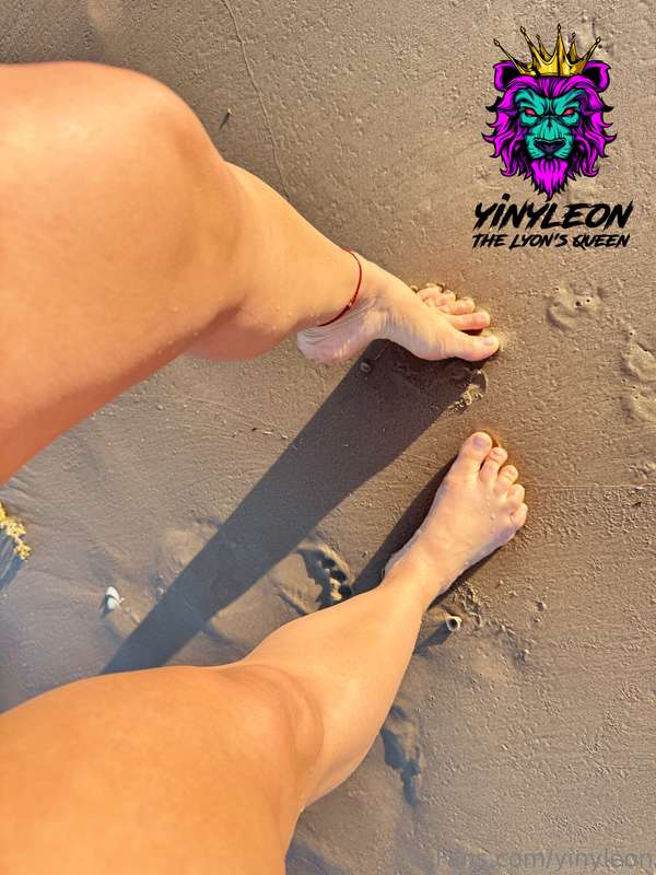 👣  2