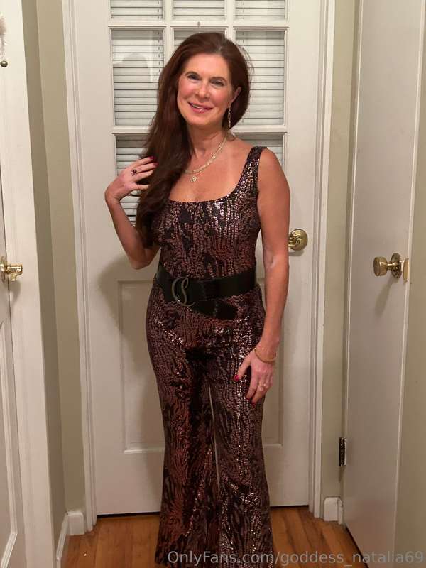 Going out for a late dinner and some cocktails for NYE. Ever..