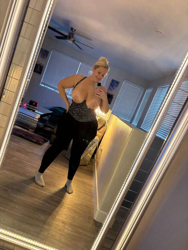 Good morning ☀️ 👅🏋🏼‍♀️ 2