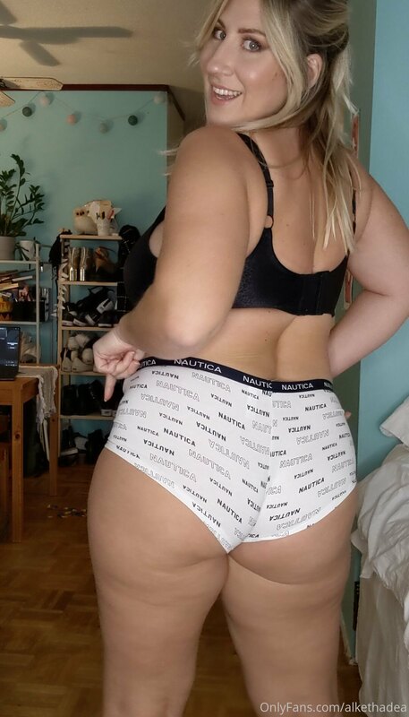 I tried on all my undies today! Video coming tomorrow, but h.. 8
