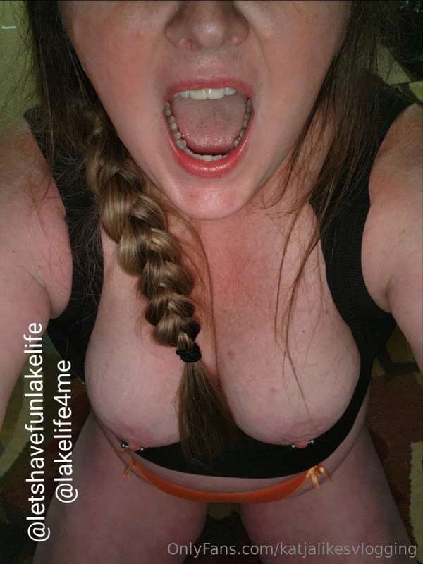 Cum check out one of my favorite girls on OnlyFans 🔥 She doe..