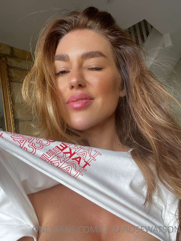 Here's me in my favourite bra!