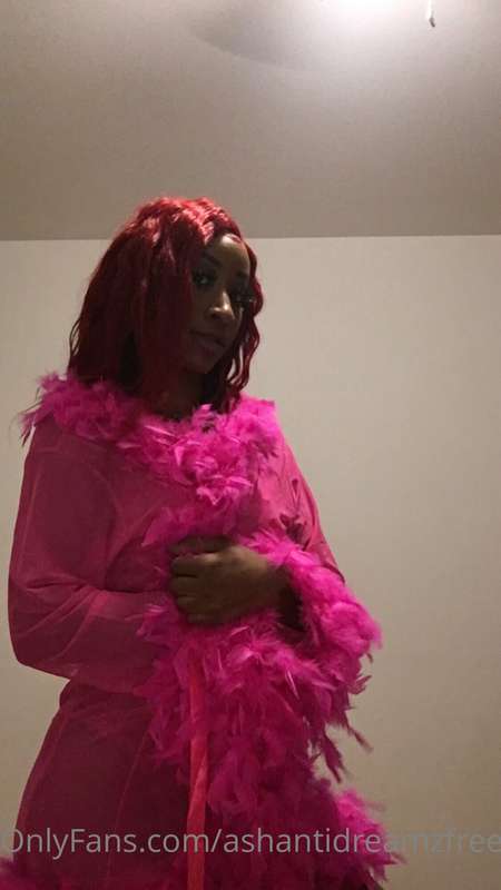 PRETTY IN PINK LINGERIE WITH PINK FUR ROBE 6 PICS & A VIDEO .. 1