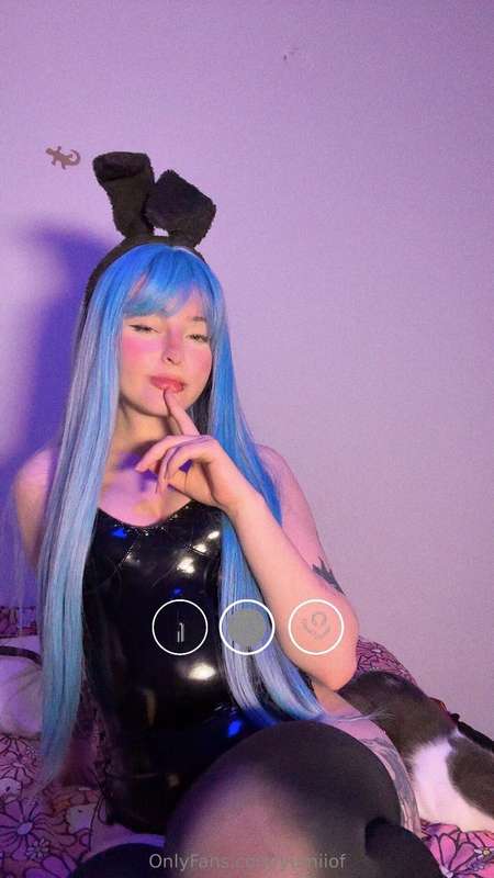Your bunny girl 🐰❤️