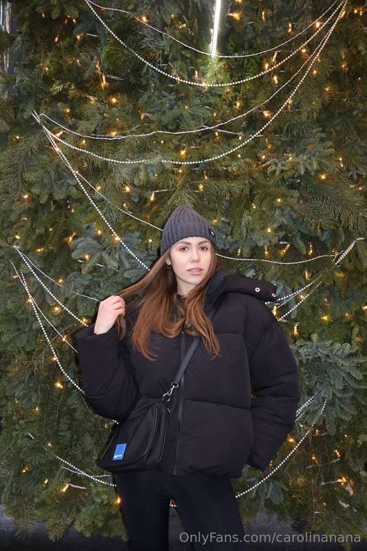 💖The decorations this year are so bright and magical, I just..