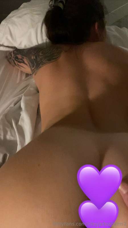 Sex tape in a hotel!! It's two parts, doggy style and on my ..