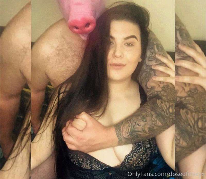 Sometimes I let the pigs dominate me, flip that switch 🤪😈
