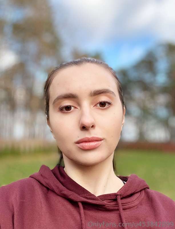 I wonder—am I what they call a non-binary person? I fully un..