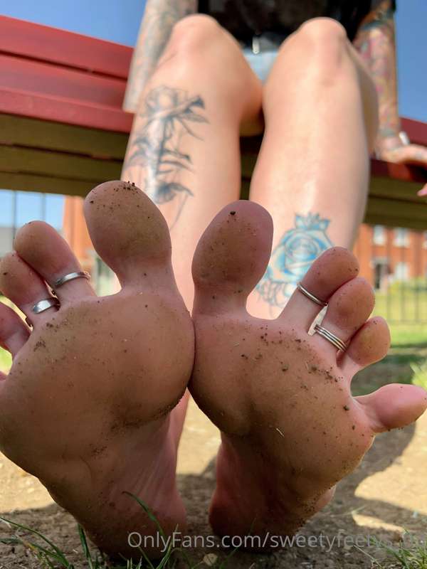 Get on your knees and lick them clean 🐶 4